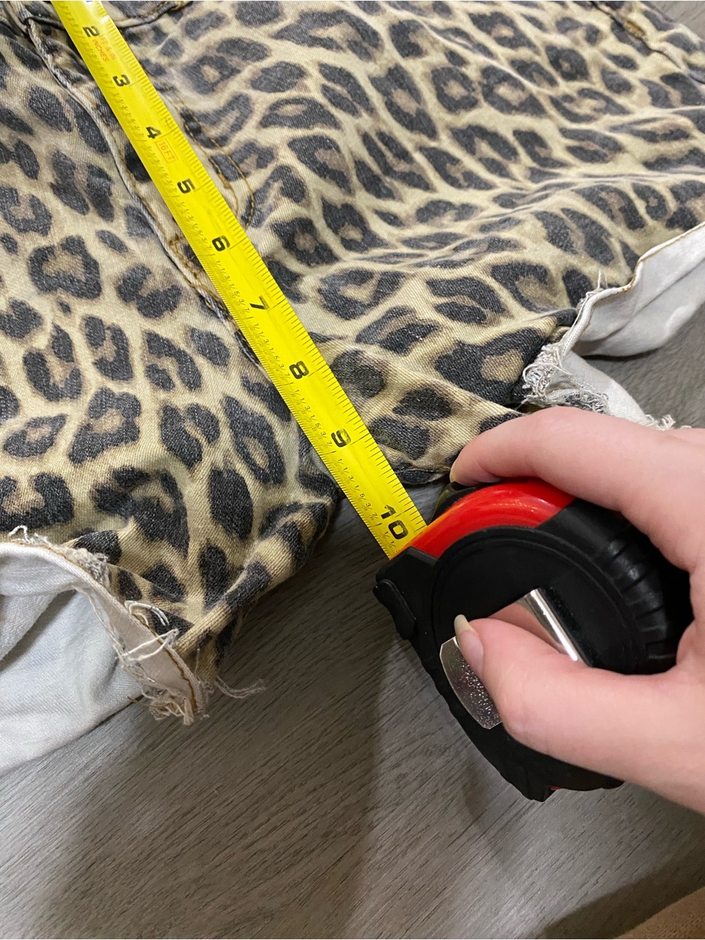 Judy Blue Leopard Print Jean Shorts in Tan & Black - Picture 8 of 9